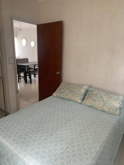 Holiday home Casa Lyvic Fracc Caribe 6 Pers *